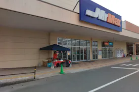【ミスターマックス 筑紫野店】店頭(トイレ側) 販促プロモーションや物販用途に最適な総合ディスカウントストアの催事イベントスペース