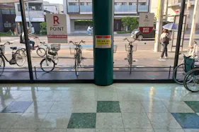【レガネット城西】エレベーターの横 販促プロモーションや物販に最適なスーパー店内催事イベントスペース