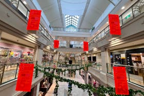 【イオンモール秋田】モール内広告 通路フラッグバナー