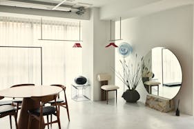 【明治神宮前駅4分/原宿駅4分】自然光あふれる白壁モルタルのミニマルなイベントスペース/展示会・ポップアップ・撮影に最適