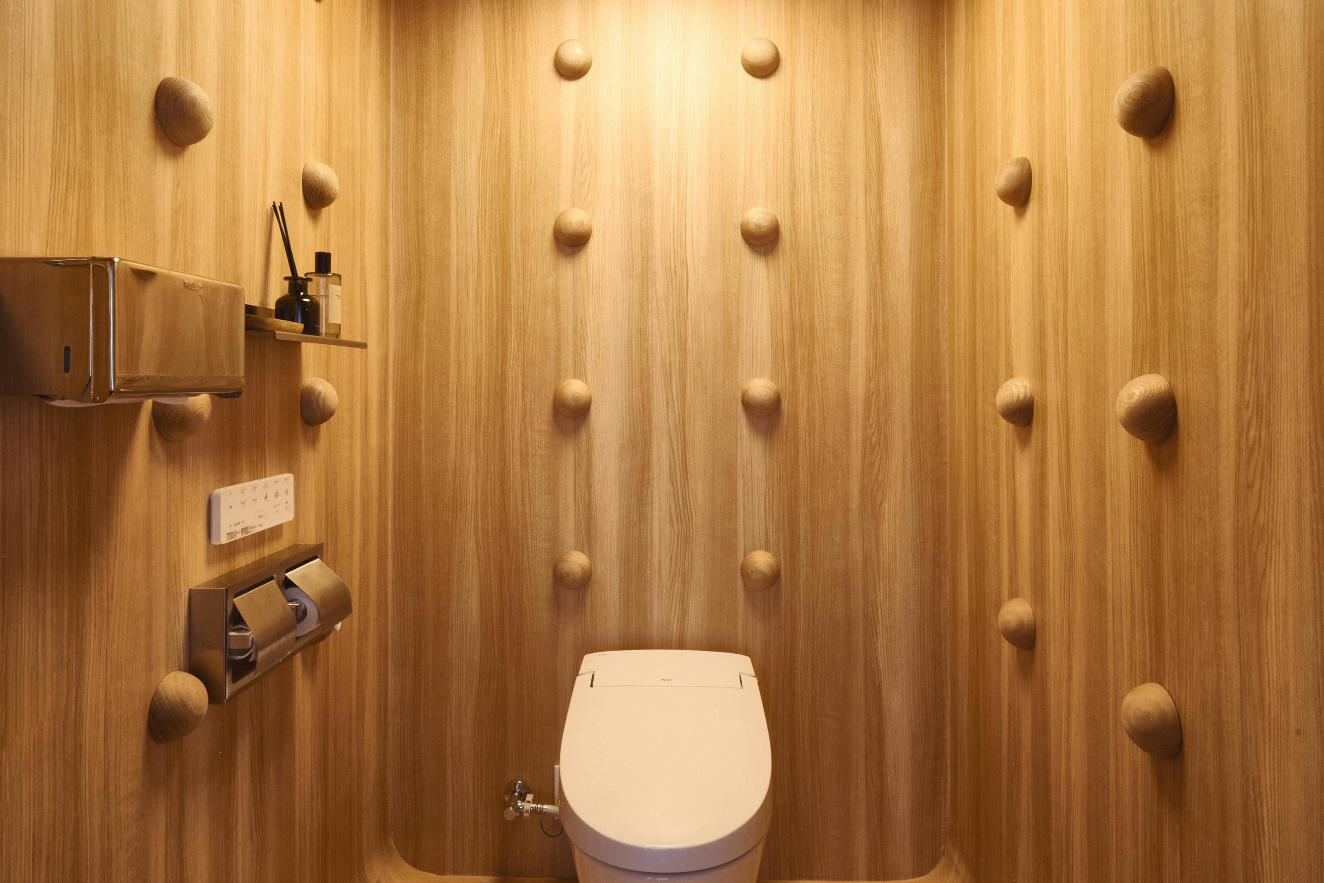 【明治神宮前駅4分/原宿駅4分】自然光あふれる白壁モルタルのミニマルなイベントスペース/展示会・ポップアップ・撮影に最適