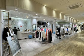 【アミュプラザみやざき】うみ館 ファッションや雑貨に最適な広々とした2Fイベントスペース③ (0215)