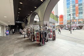 【東急プラザ蒲田】『蒲田駅西口駅前広場』前イベントスペース 物販やPRプロモーションに最適な通行量の多いイベントスペース