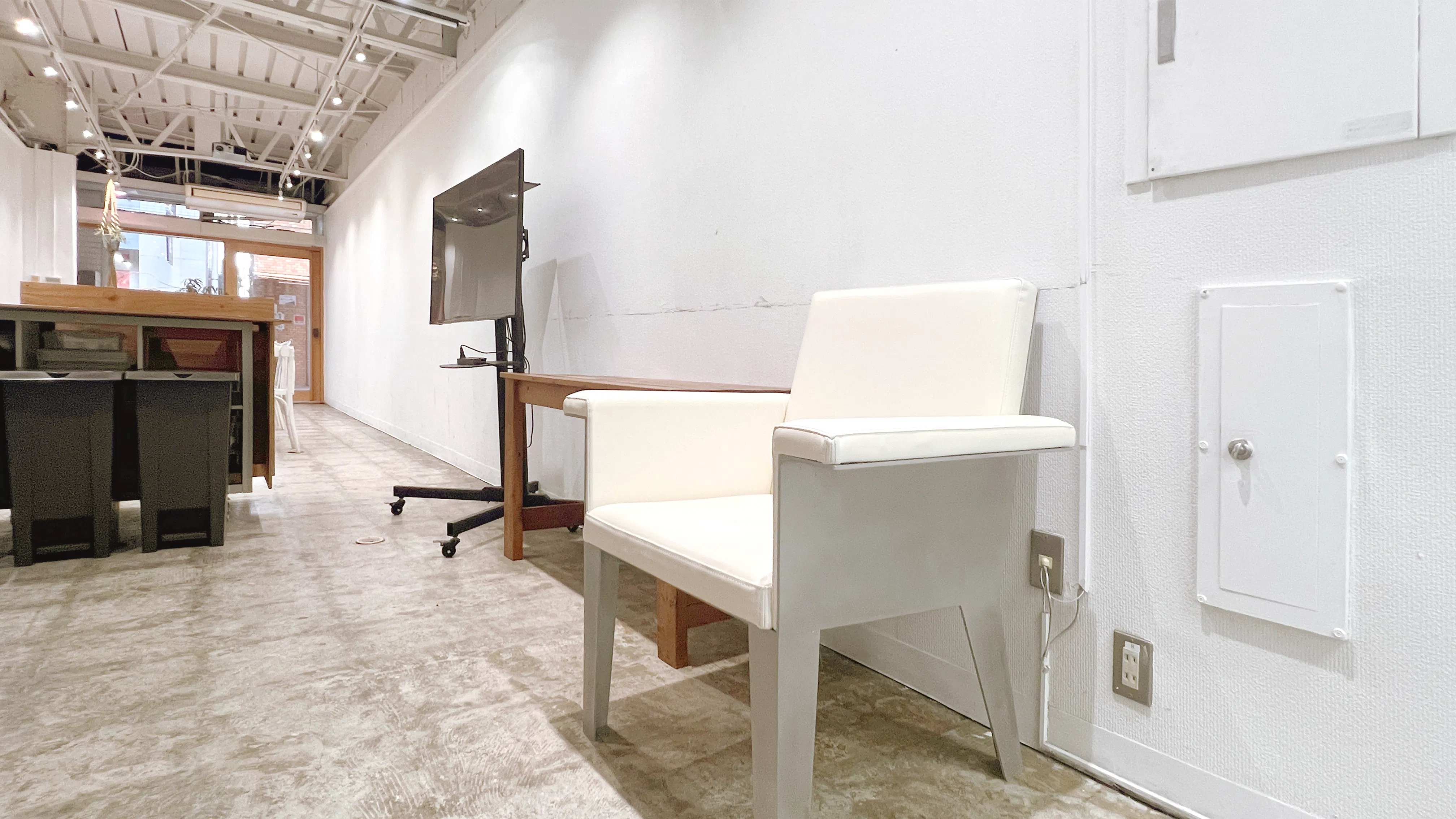 【馬喰町駅4分】展示会利用に適した倉庫を1棟リノベーションのギャラリースタジオ(A1)