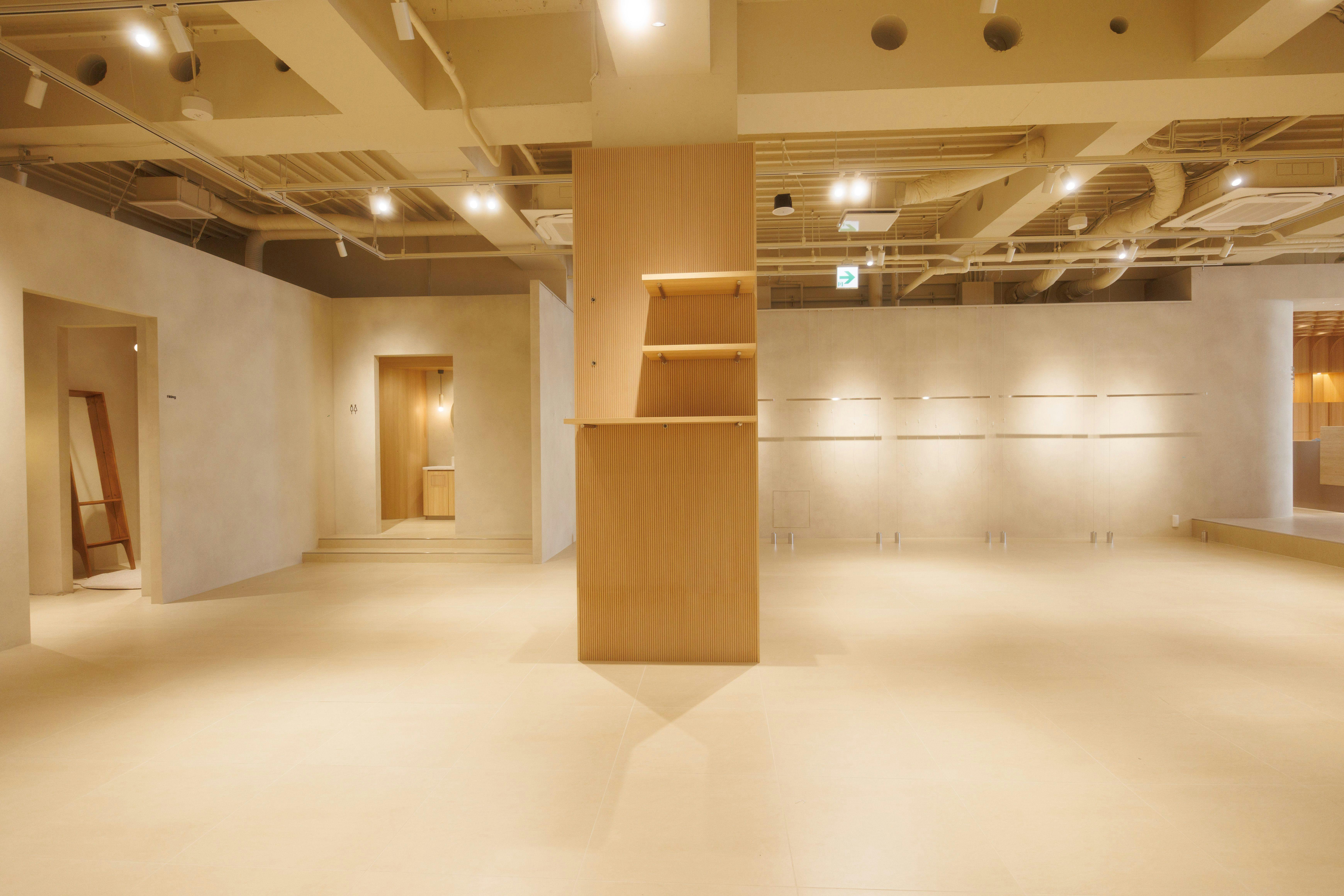 【表参道駅7分】カフェ併設230㎡ワンフロアー路面スペース、ポップアップ、コスメ、ギャラリー、パーティー、展示会に最適