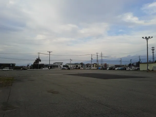 【フレスポ大仙】車両展示などのPRに利用可能な駐車場スペース(最大70台分)