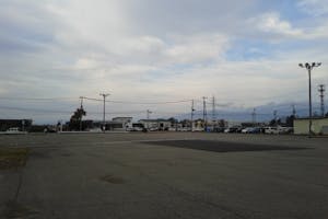 【フレスポ大仙】車両展示などのPRに利用可能な駐車場スペース(最大70台分)