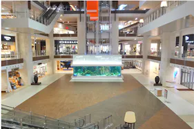 【イオンモール沖縄ライカム】1F グランドスクエア