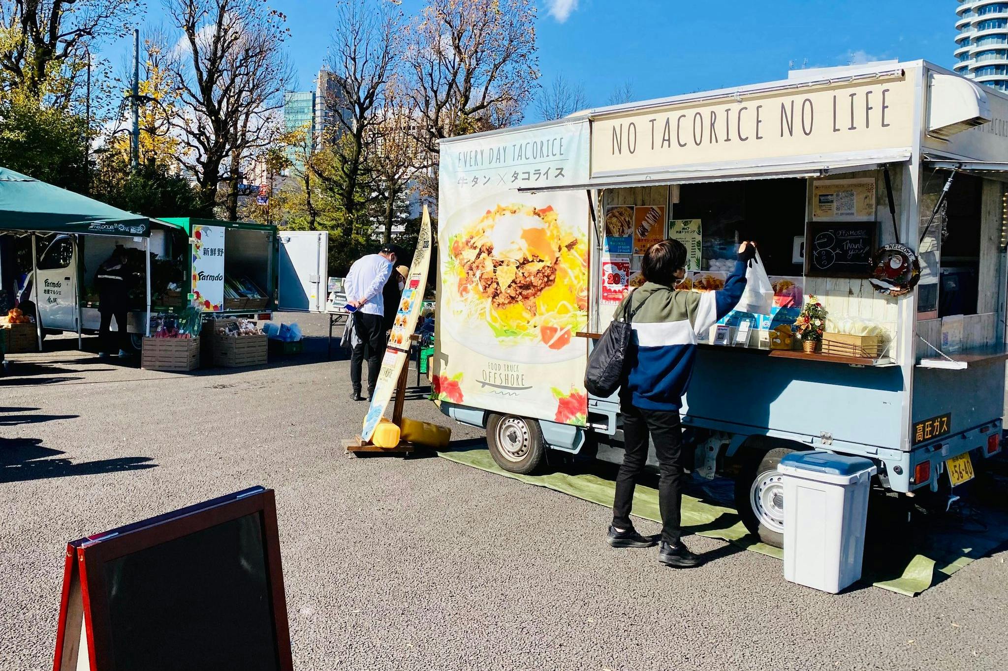 キッチンカー出店の様子