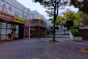 【イオン藤沢店/閉店までの限定募集】キッチンカーに最適な1階北口側屋外スペース