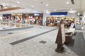 【イオンモール春日部】2F 西ブリッジ