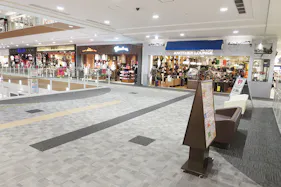 【イオンモール春日部】2F 西ブリッジ