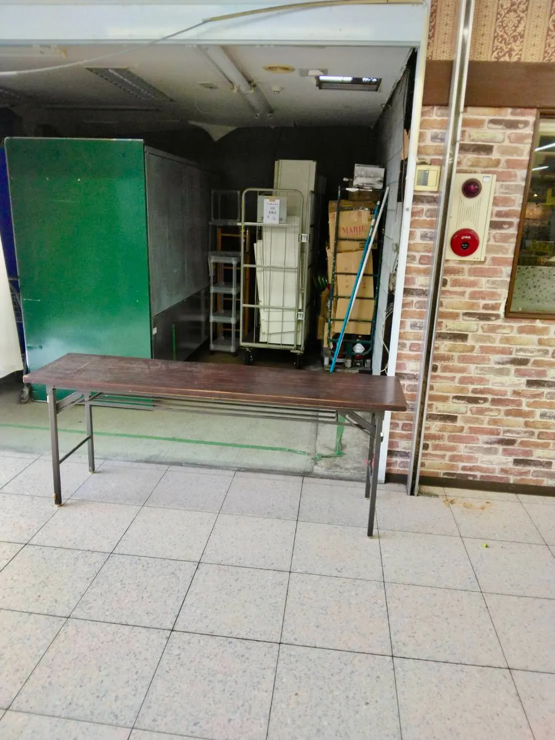 【フードネットマート高槻店】テストマーケティングや販促プロモーションに適した地域密着型のスーパーの店内催事用スペース