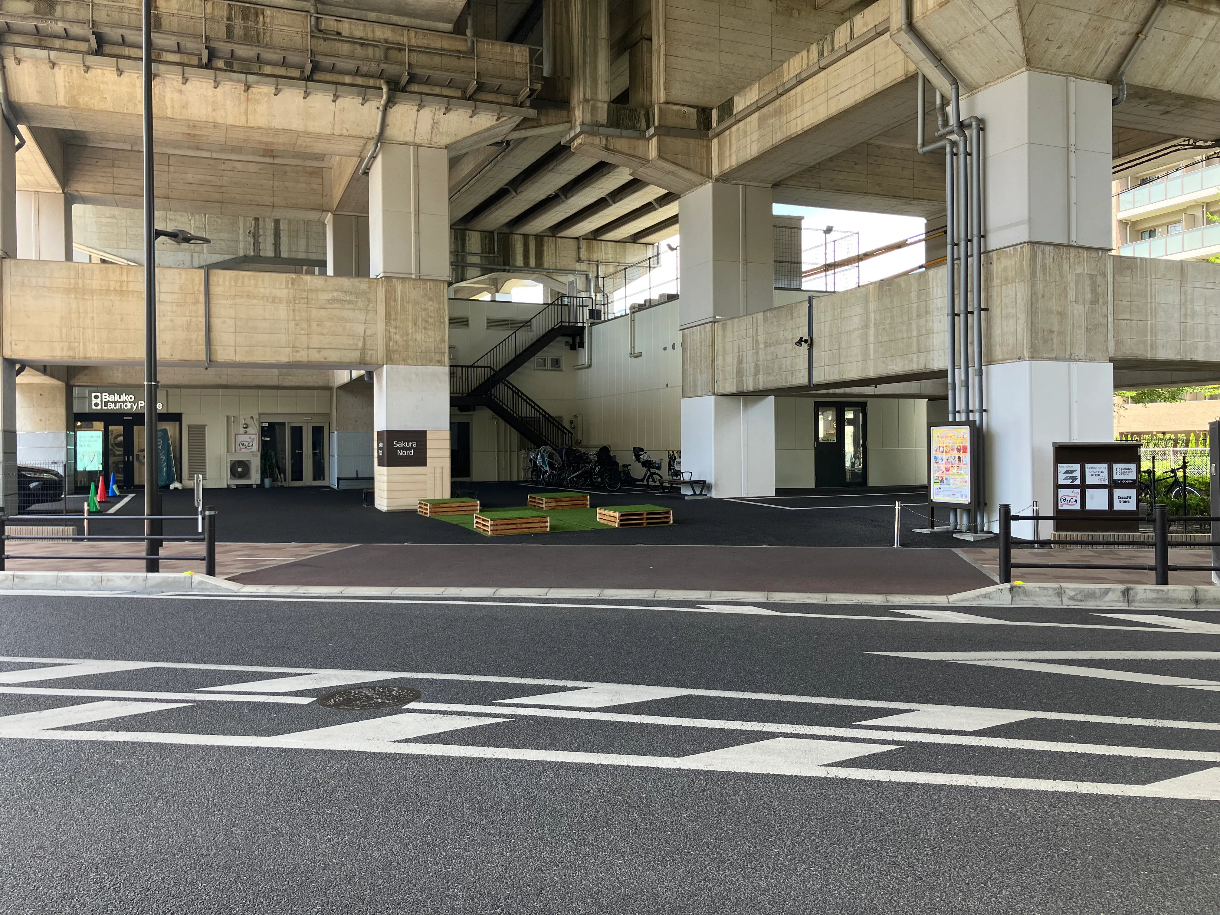 【サクラノードB/武蔵浦和駅4分】物販、移動販売の出店者を募集!高架下で雨に濡れずに出店可能