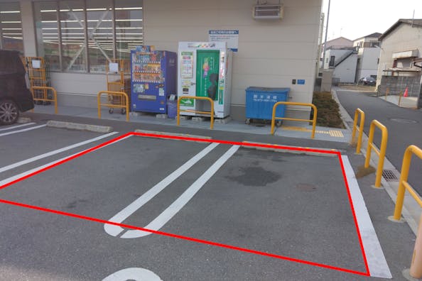 【ドラッグセイムス東大阪衣摺店】キッチンカー出店やプロモーション催事に最適なドラッグストアの駐車場イベントスペース