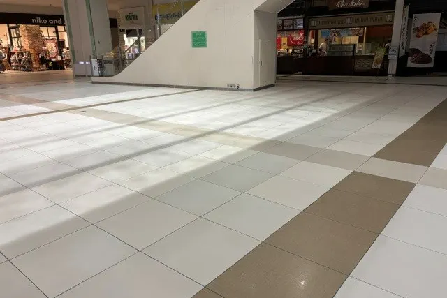 【イオンモール伊丹昆陽*】① 緑の広場