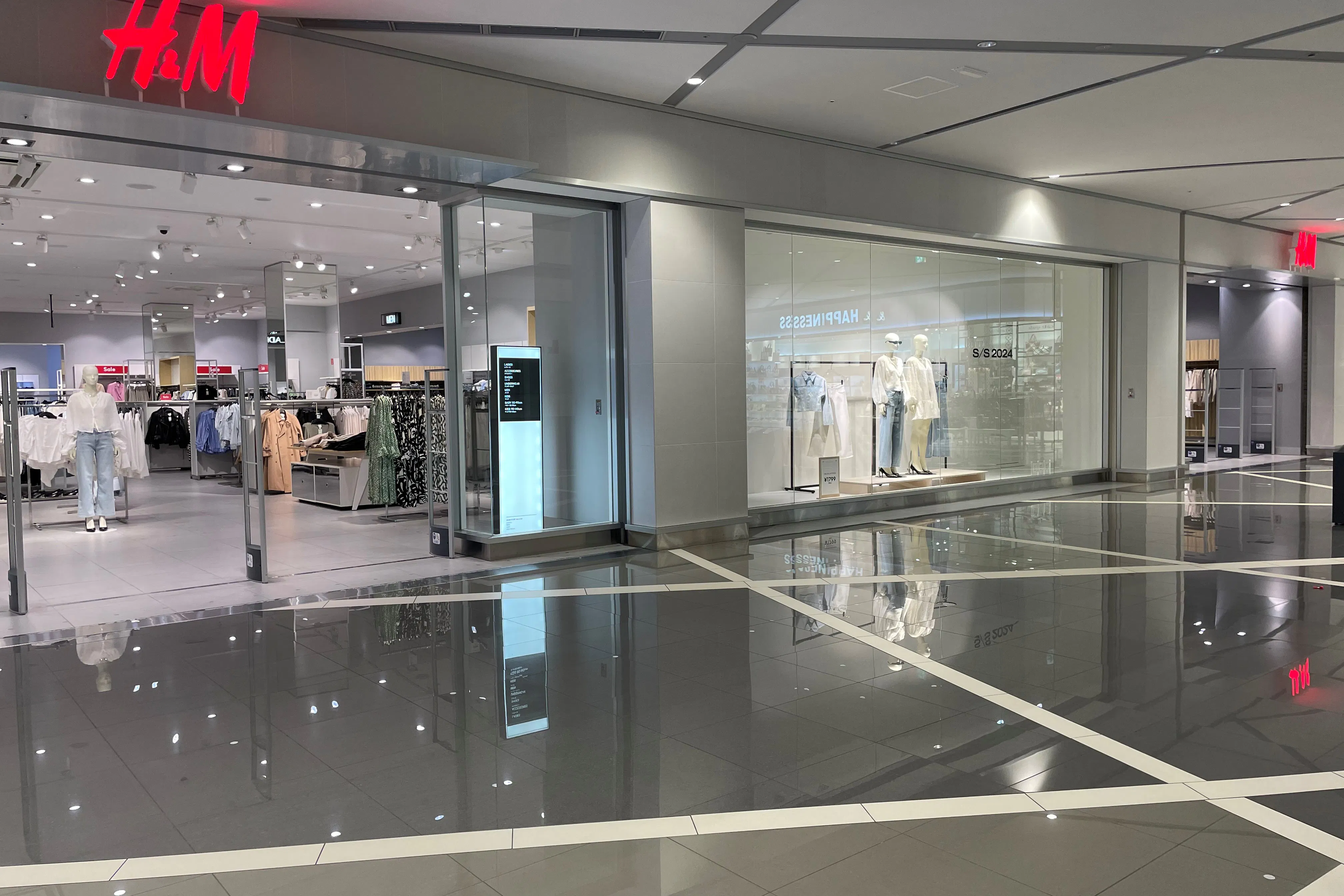 【イオンモール松本】晴庭1F いろどりコート