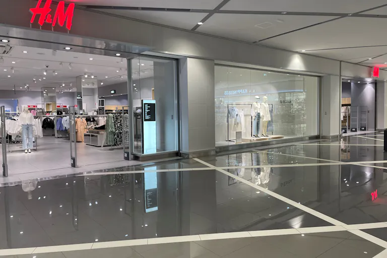 【イオンモール松本】晴庭1F いろどりコートの画像2