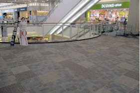 【イオンモール宮崎】セントラル東ブリッジ(ATSUTA PORUTIE前)