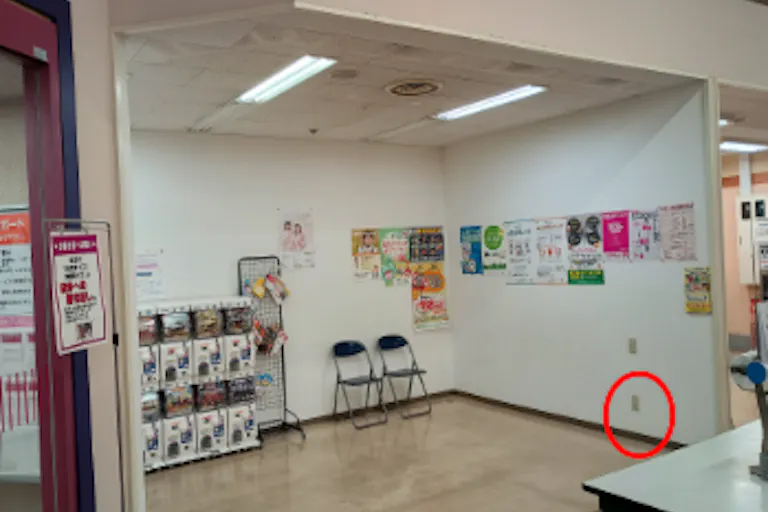 【ザ・ビッグ浪岡店】お客さま入口横 販促プロモーションに最適なスーパー店内催事イベントスペースの画像4