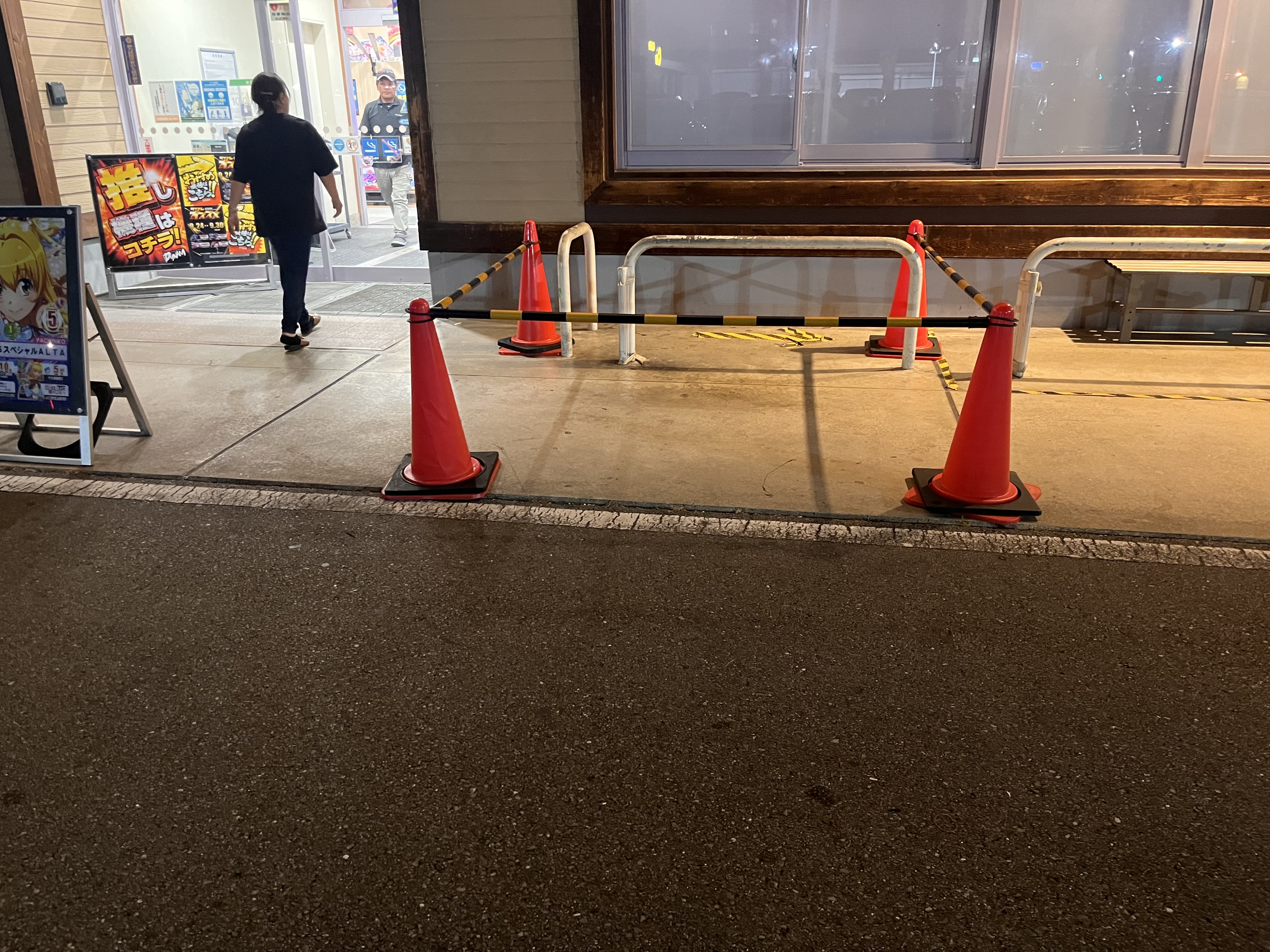【ダイナム福岡久留米店ゆったり館】キッチンカー出店やプロモーションイベントに最適なアミューズメント施設のイベントスペース
