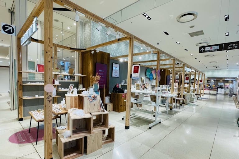 【神戸マルイ】1階カレンダリウムD04【物販・PR】三ノ宮駅徒歩1分。店内入って正面の好立地。トラフィックも多く物販・体験ワークショップ・プロモーションにも最適なスペースです。※最低利用日数7日間の画像7