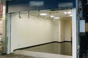 【北千住駅1分】ポップアップストアやPRに最適なアーケード型商店街にある人通りの多い路面スペース