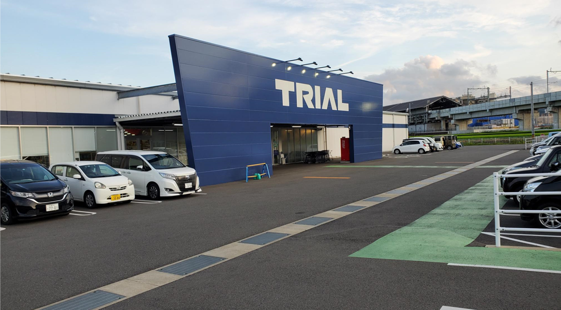 【スーパーセンタートライアル嬉野店】キッチンカー（調理営業）出店限定/屋外スペース