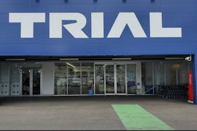 【スーパーセンタートライアル嬉野店】キッチンカー(調理営業)出店限定/屋外スペース