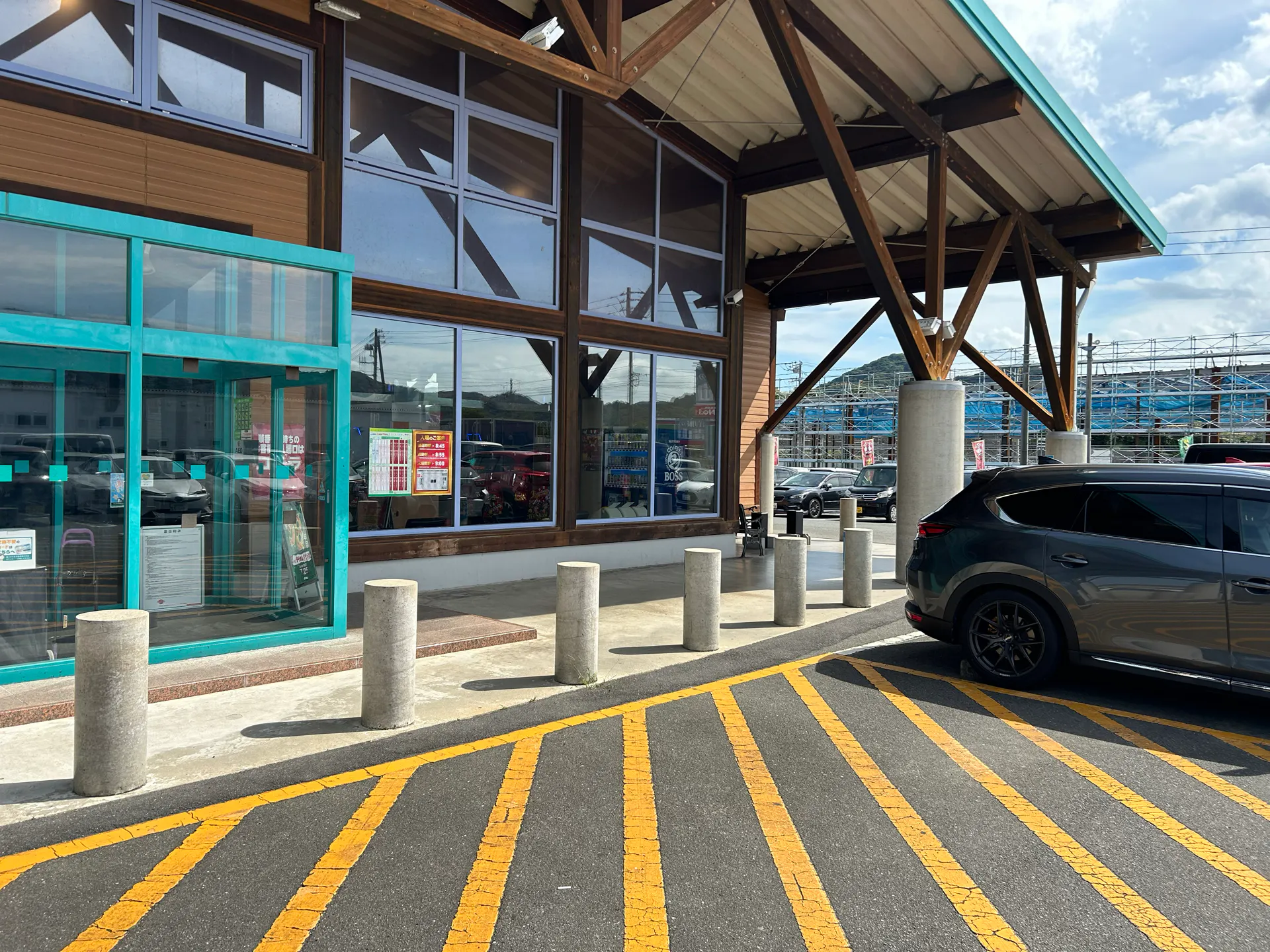 【ダイナム山口小郡店】各種プロモーションに最適なアミューズメント施設のイベントスペース(喫煙所横)