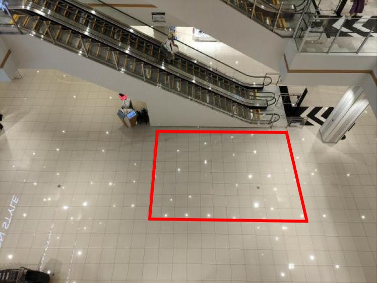 【イオンモール豊川】1F ノースコートの画像