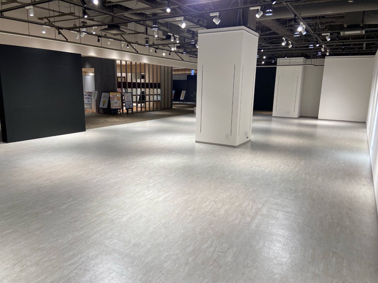 奥行きのあるゆったりしたスペース。展示・物販・体験イベントなど、様々なニーズのイベントに対応できます。