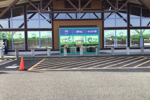 【ダイナム宮崎西都店ゆったり館】キッチンカー出店やプロモーションイベントに最適なアミューズメント施設のイベントスペース