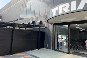 【メガセンタートライアルわさだ店】プロモーションの出店が可能な屋外スペース