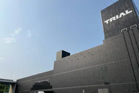 【メガセンタートライアルわさだ店】プロモーションの出店が可能な屋外スペース