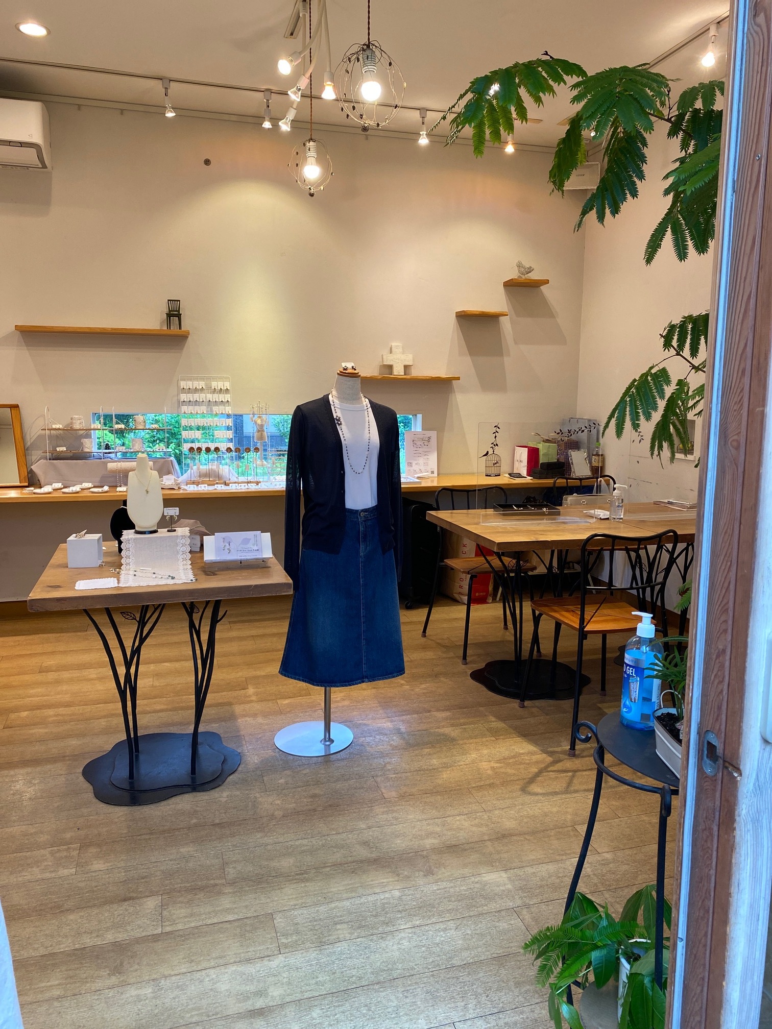 【祖師ヶ谷大蔵駅5分／ギャラリー】個展やグループ展等のギャラリー用途、ポップアップストアやワークショップに最適なペットOKのイベントスペース