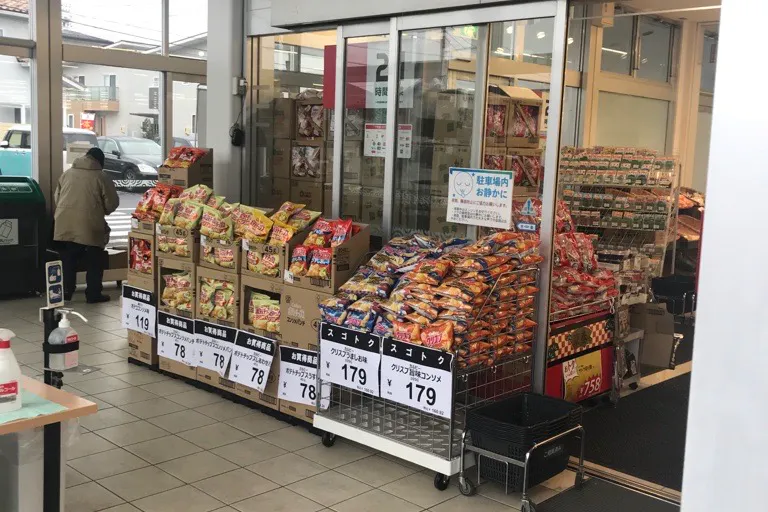 【西友 西尾張部店】風除室 プロモーション用途や物販、食物販のポップアップストアに最適な催事イベントスペースの画像3
