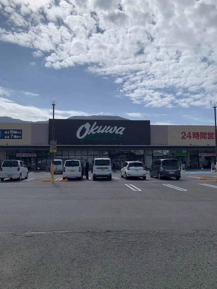 【オークワ粉河】プロモーションに最適な風除室スペース