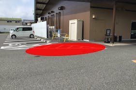 【ダイナム兵庫たつの店ゆったり館】キッチンカーやプロモーションイベントでの出店に最適なアミューズメント施設のイベントスペース(東側出入口)