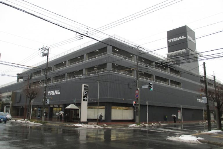 【メガセンタートライアル旭川店】プロモーションや物販が可能なレジ前ブース①の画像2