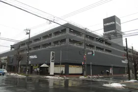 【メガセンタートライアル旭川店】プロモーションや物販が可能なレジ前ブース①