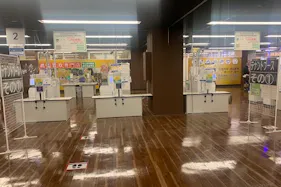 【メガセンタートライアル旭川店】プロモーションや物販が可能なレジ前ブース①