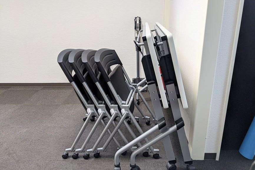 【天六駅徒歩3分】Wi-Fi・ホワイトボード・モニター・譜面台など全て無料!最大着席人数6名!ビジネスや音楽練習での利用可!