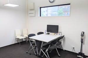 【天六駅徒歩3分】Wi-Fi・ホワイトボード・モニター・譜面台など全て無料!最大着席人数6名!ビジネスや音楽練習での利用可!
