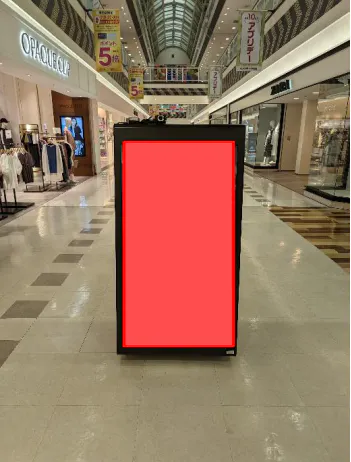 【イオンモール鈴鹿】モール内広告 デジタルサイネージの画像