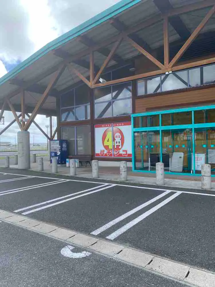 【千葉小見川店】キッチンカーの出店に最適なアミューズメント施設のイベントスペース