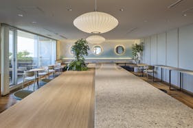 【青山一丁目駅直結/180㎡】イベントやワークショップに最適!窓から望む緑が特徴的なイベントスペース