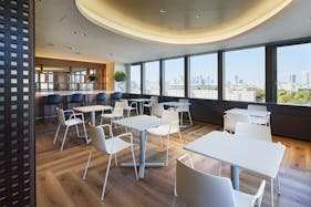 【青山一丁目駅直結/180㎡】イベントやワークショップに最適!窓から望む緑が特徴的なイベントスペース