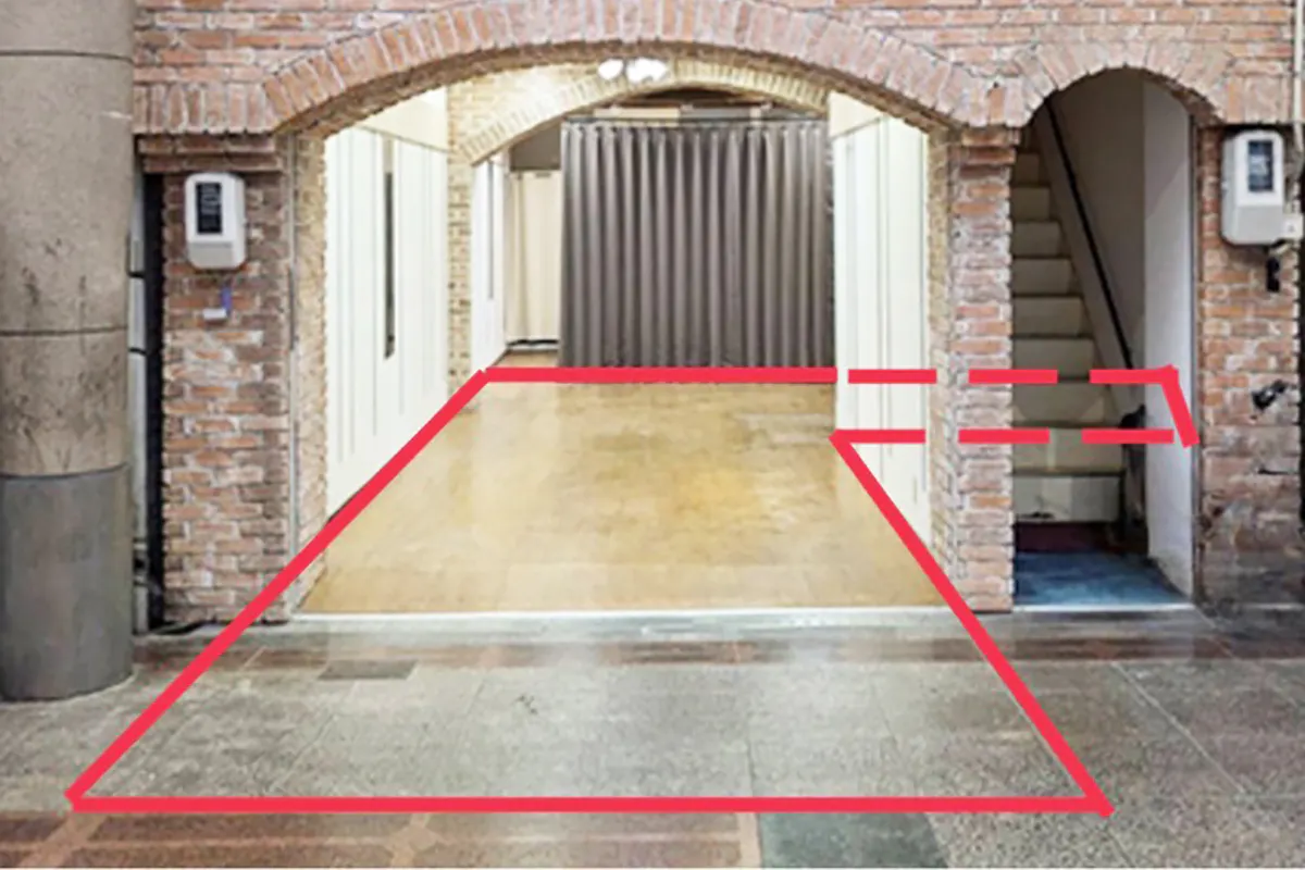 【フレンドリー商店街/十三駅3分】各種ポップアップやPRイベントに適した通行量の多い商店街にある視認性の高い路面スペース