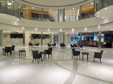 【神戸ハーバーランドｕｍｉｅ（ウミエ）】イベント会場「サウスモール１階中央特設会場（ロタンダ）」